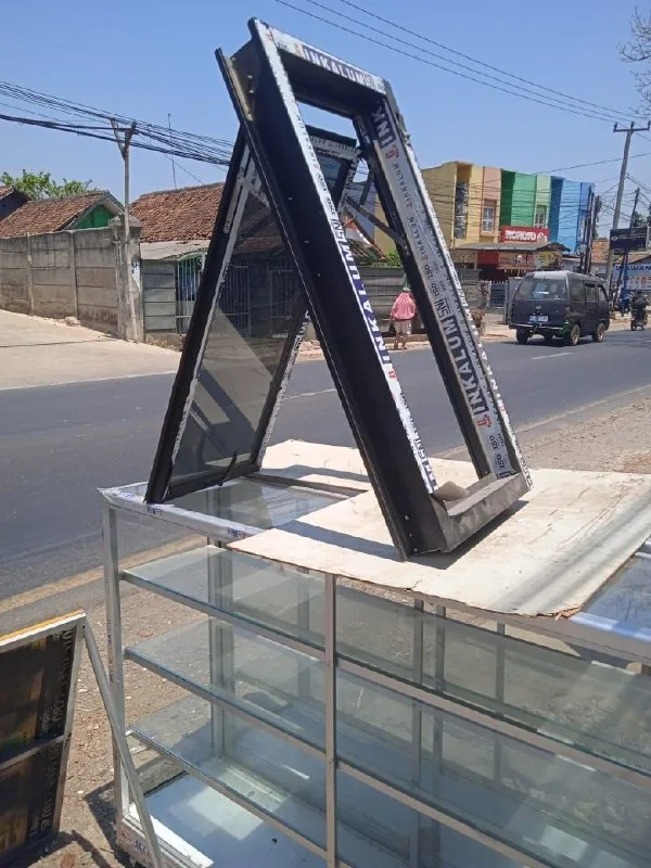 Contoh produk aluminium kaca JAYA MANDIRI